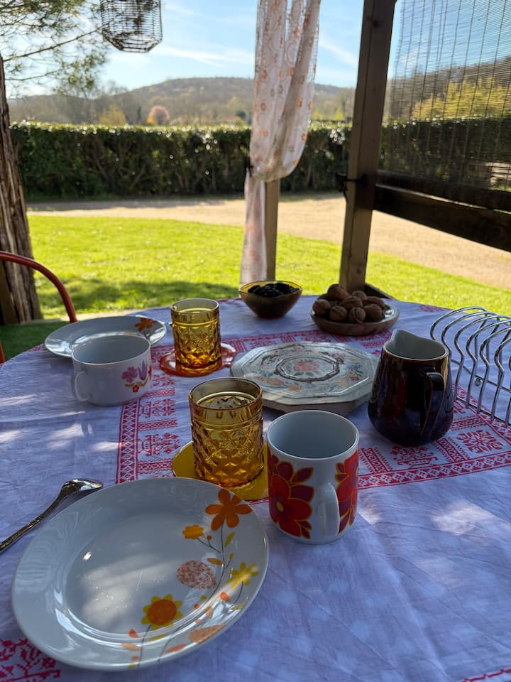 Chambre D’hôtes Dans Notre Caravane Sev'intage - Lalinde