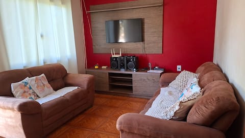 Top Airbnb: well-located house em Toledo