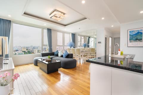 New* Leman 3BR Suites Free Pool+Gym in Central D3