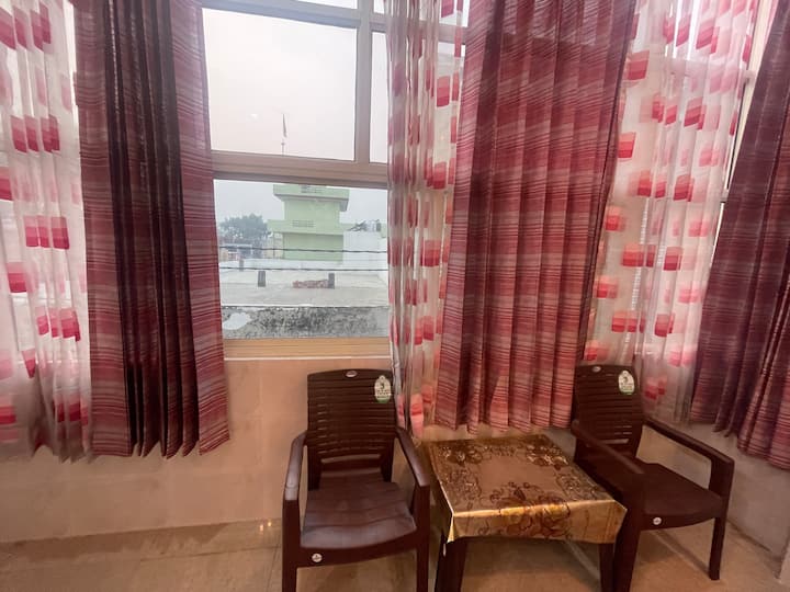 Private Ac Room, Walk To Ganga - Garhmukteshwar