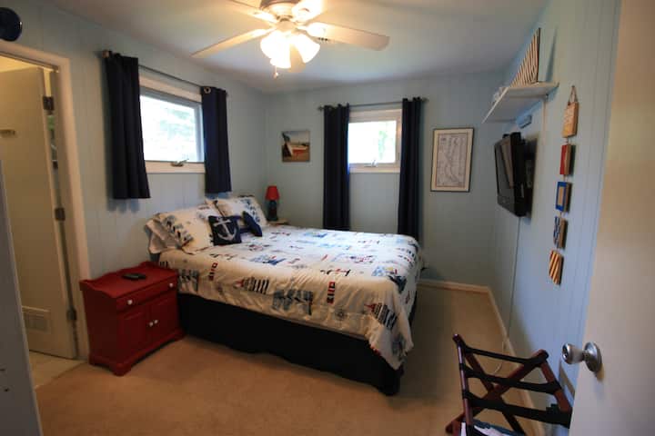 Chumba cha kulala cha ghorofa ya chini