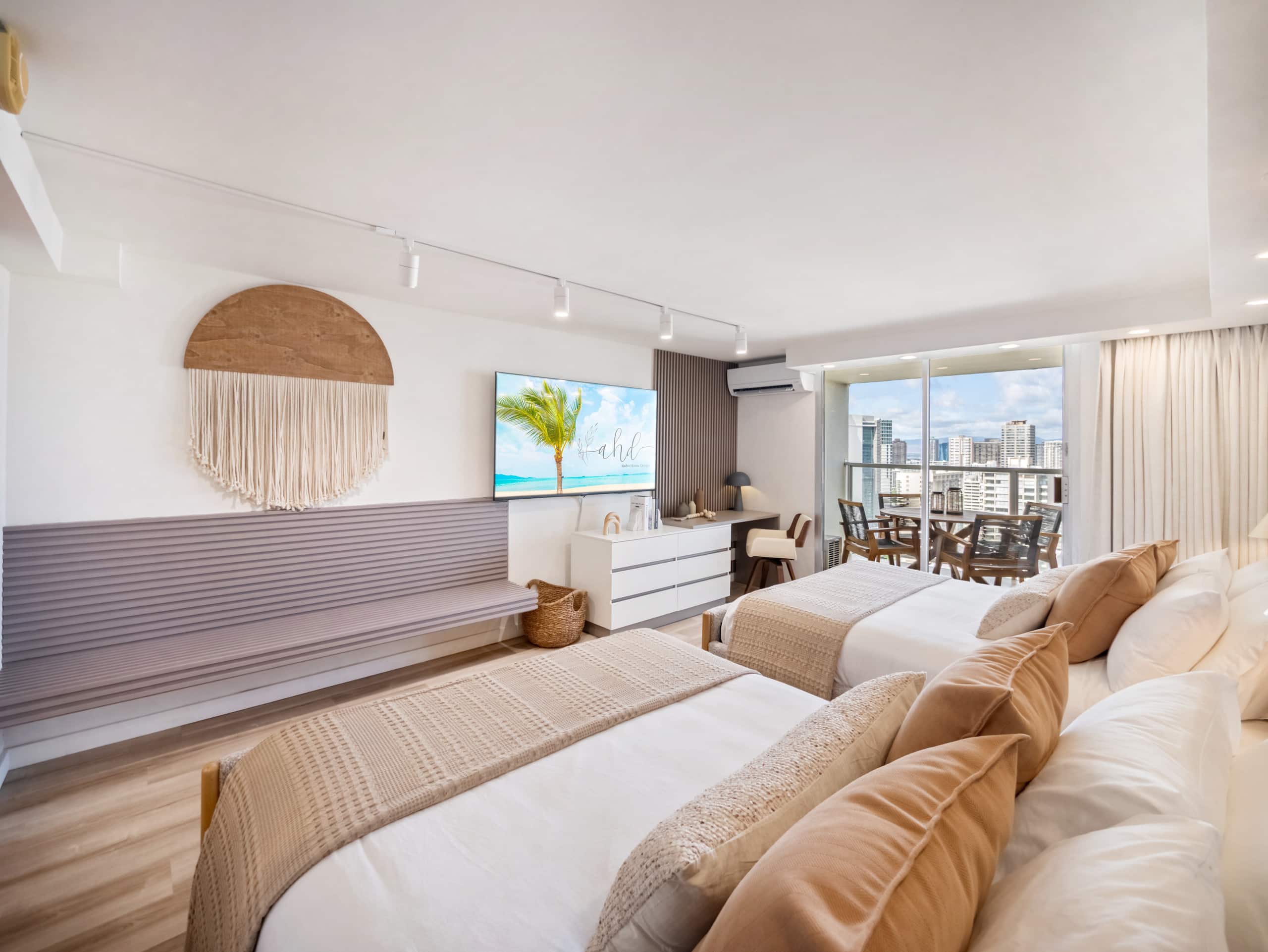 Condo in Honolulu · ★5.0 · 1 bedroom · 2 beds · 1 private bath - Image 13