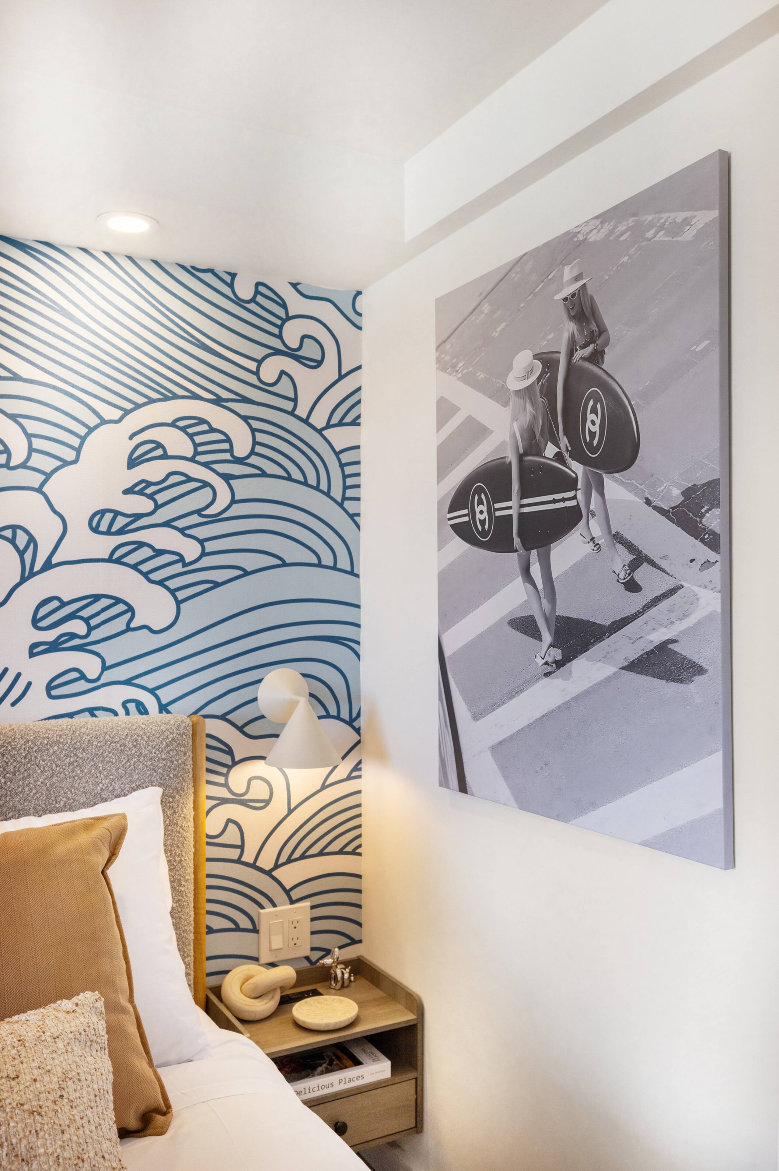 Condo in Honolulu · ★5.0 · 1 bedroom · 2 beds · 1 private bath - Image 9