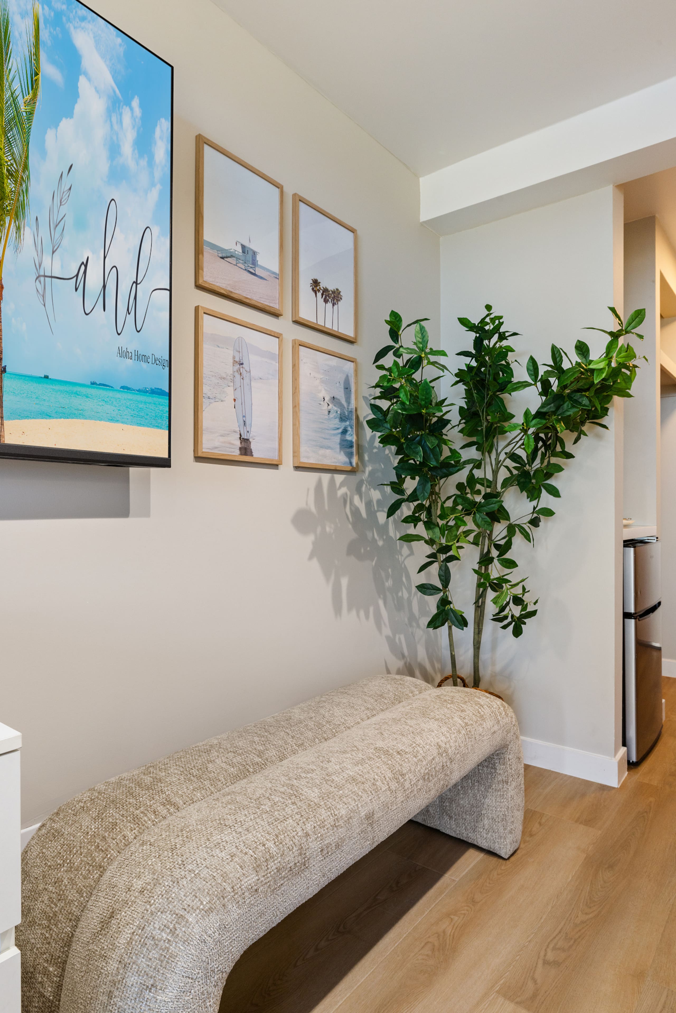 Luxury Oceanview Retreat with Panoramic Views - Image 43