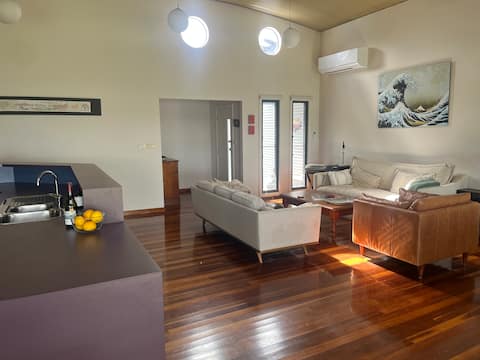 Top performing Airbnb: Wave House on the Lake Culburra Beach in Culburra Beach