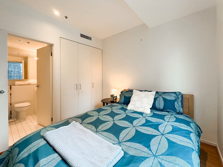 საძინებელი 1