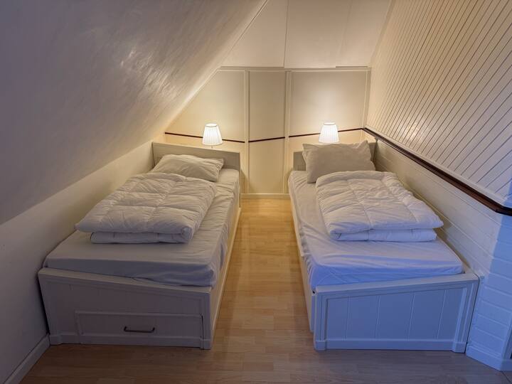 غرفة النوم 2