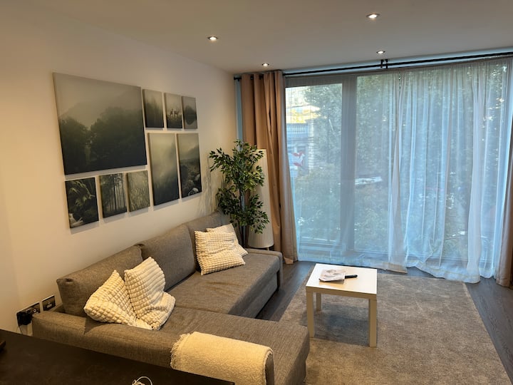 תמונה מס' 1 של הנכס מיטה אחת ליד גשר מצודת לונדון