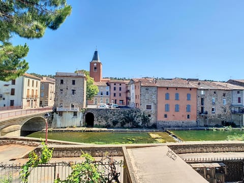 French villa with garden by the river 2-13 people