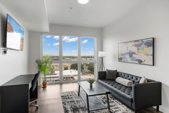 Elite Location 8th Floor Slc Views! Best Amenities - Salt Lake City, UT
