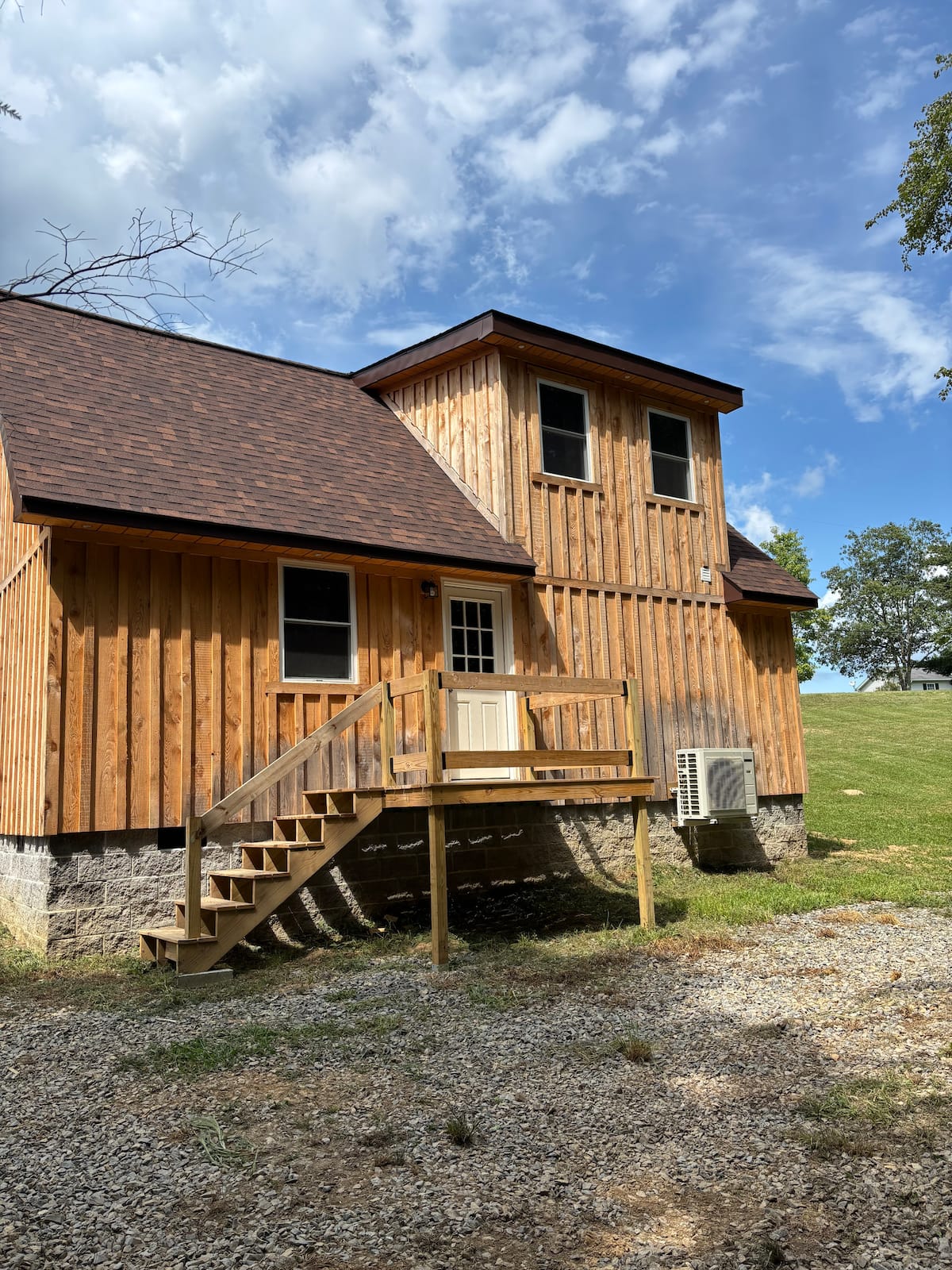 Rear entrance of Rider's Retreat