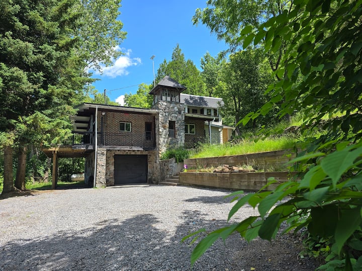 Lakefront Muskoka Getaway - Ontario 60