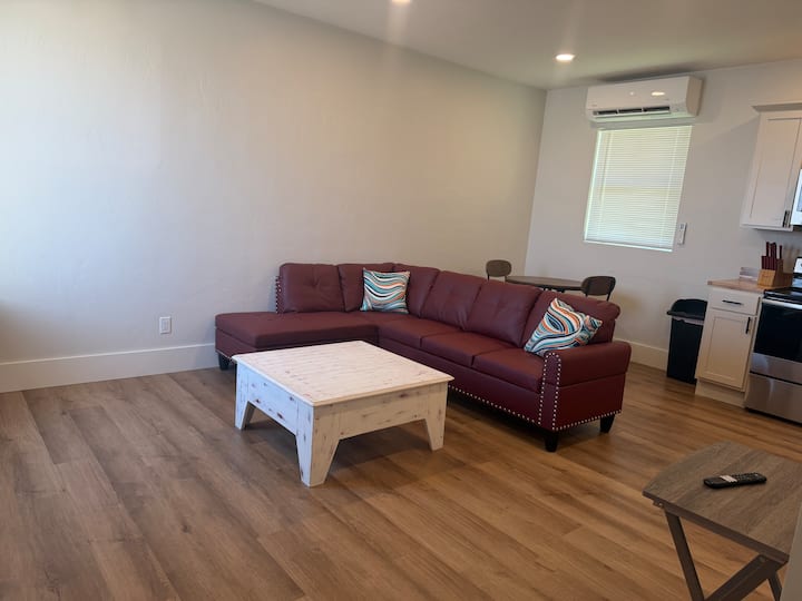 1br & Bath Close To Downtown - Casper, WY