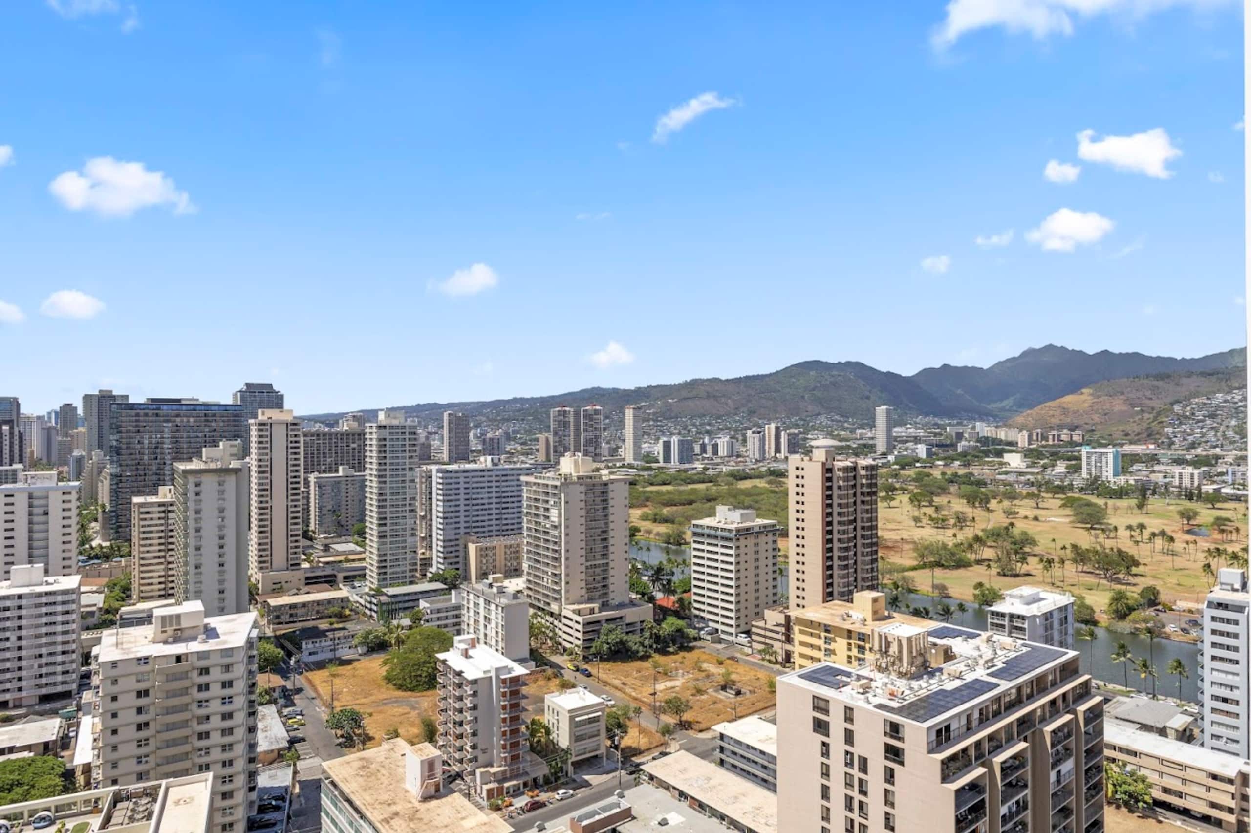 29FL-Upscale City & Ocean View-1BR Condo w/Parking - Image 37