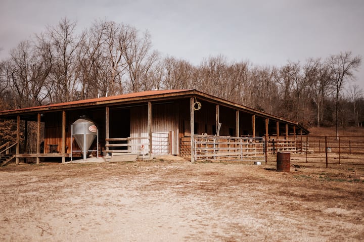 Spur-h Ranch - Meramec State Park, Sullivan
