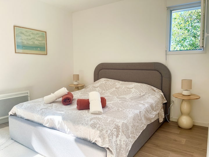 საძინებელი 1