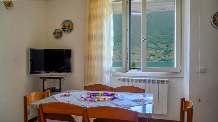 Villa Perlina - Appartamento Con Vista Lago - Iseo