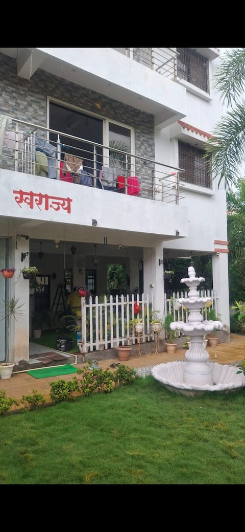 Ragade's Swarajya luxury Flat For Homestay