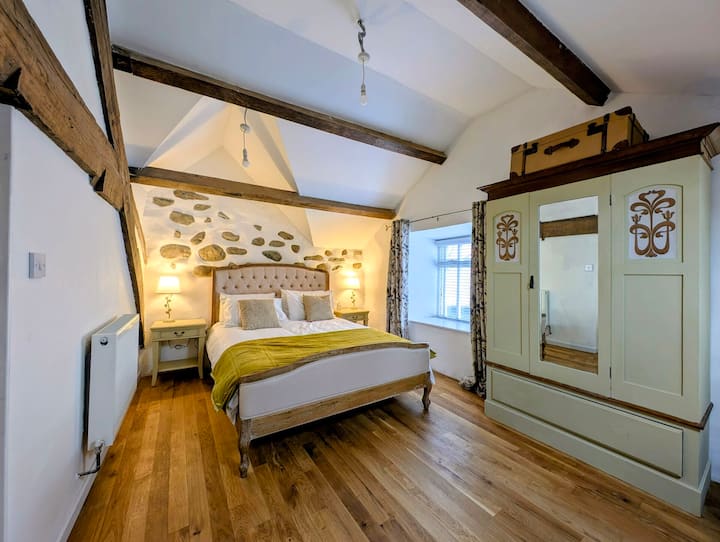 Family Bedroom - Kingsize & single