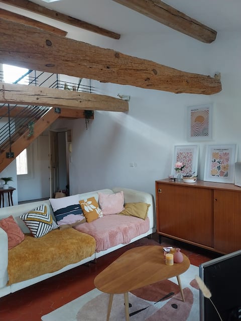Nice Provençal apartment.