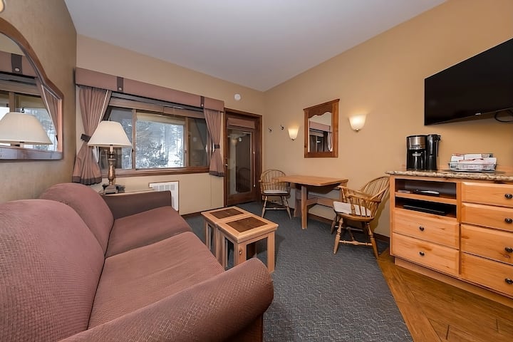 3 Units | Kitchen| Near Ski Slopes - Lake Tahoe