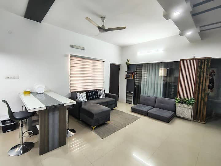 Maria Cottage – Premium Stay - Bangalore
