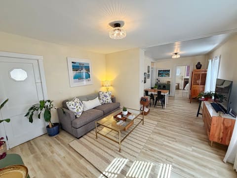 Top performing Airbnb: Charming House In The Village in Southampton