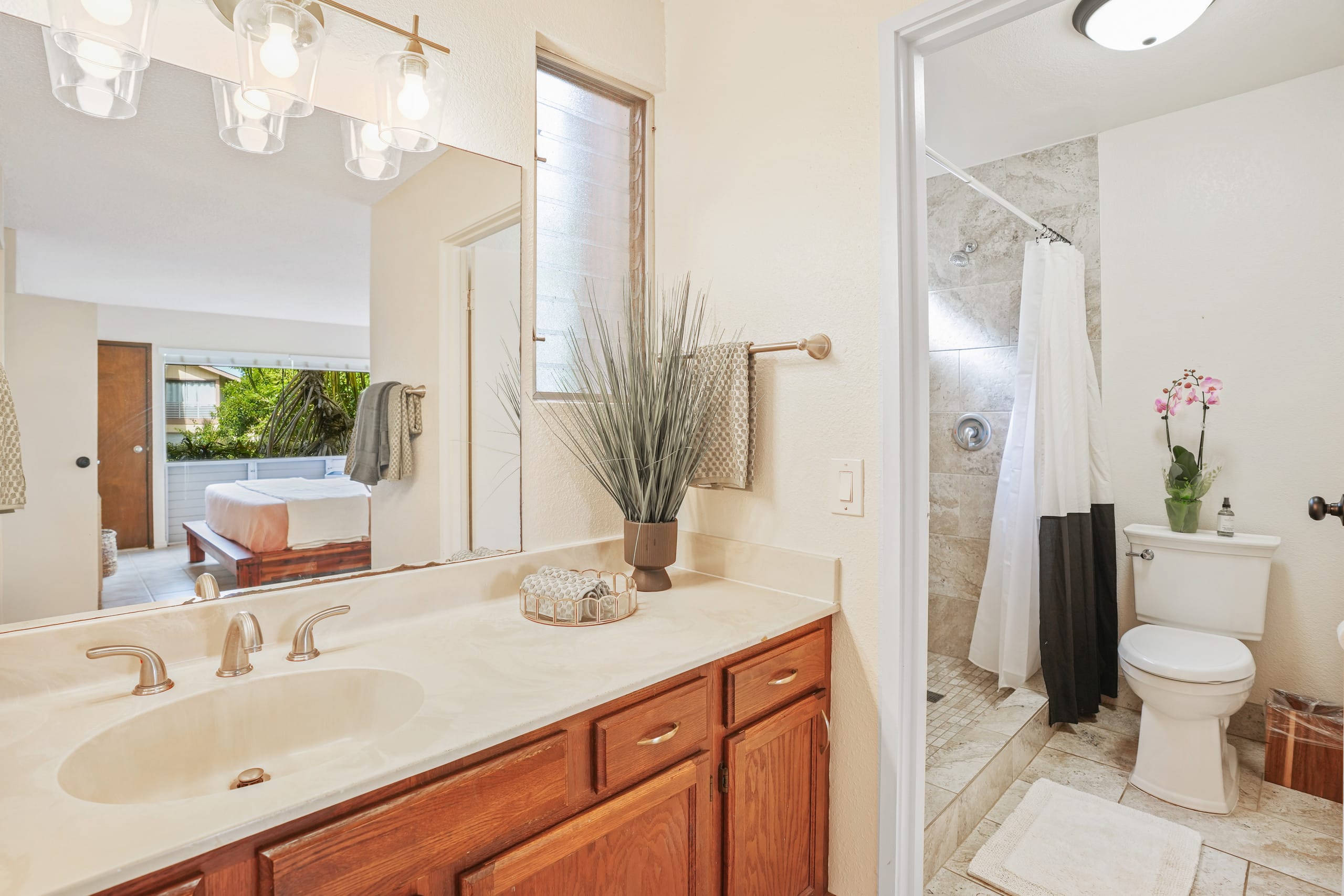 NEW island getaway w/AC, Pool, Hot Tub - Photo 14