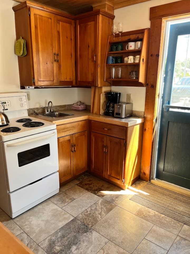 Ground Floor Apartment, 2 Beds With Deck - St. Andrews