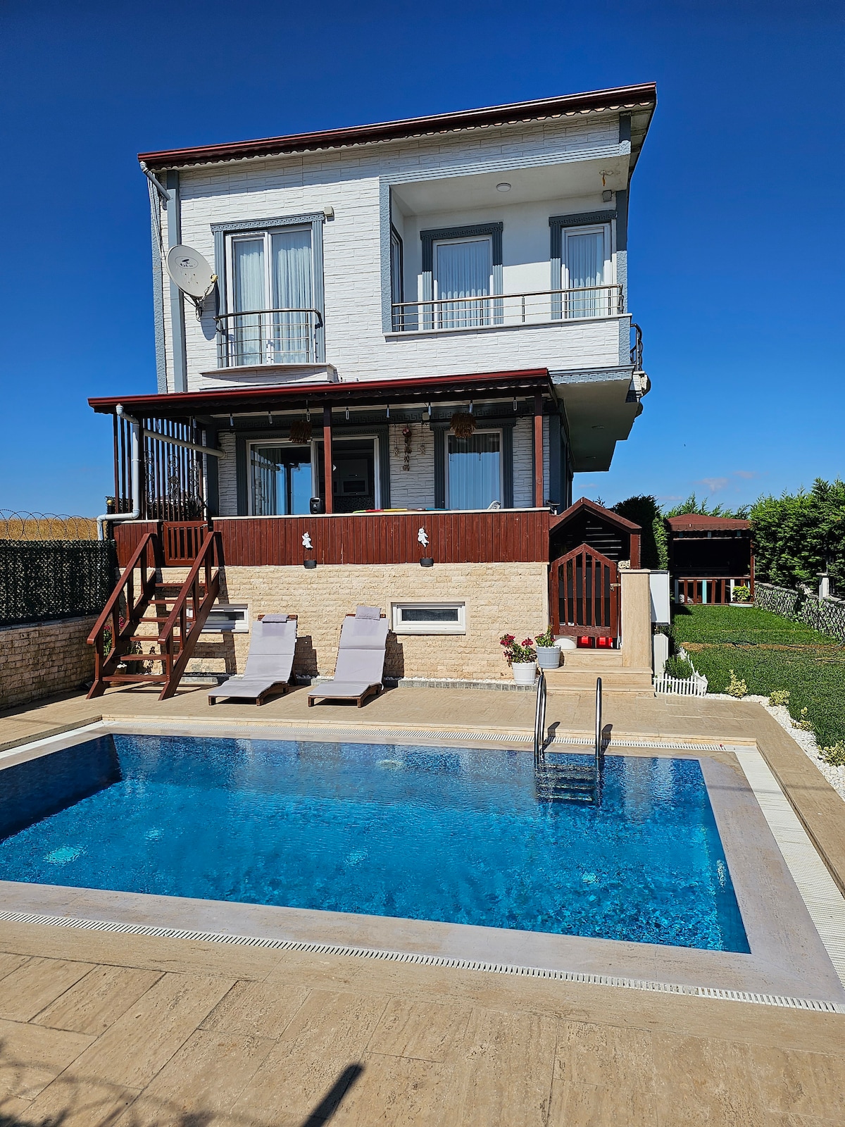 Isıtmalı havuz Deniz manzaralı (spa bölümü hariç)