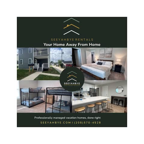 Group-Friendly 6BR Duplex • Sleeps 20 • Prime Loca