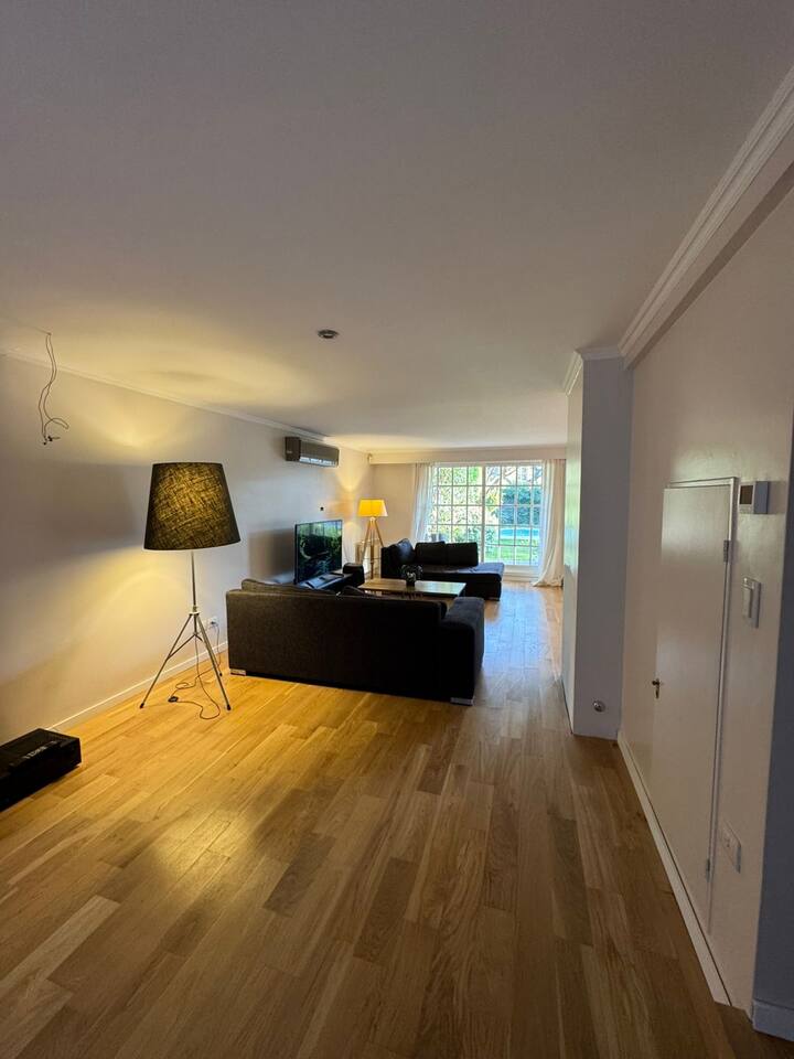 Casa con jardín y pileta en Boulogne