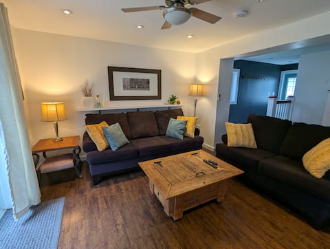 Popular Airbnb listing: Beautiful cozy stay on Mount Royal in Pennywell