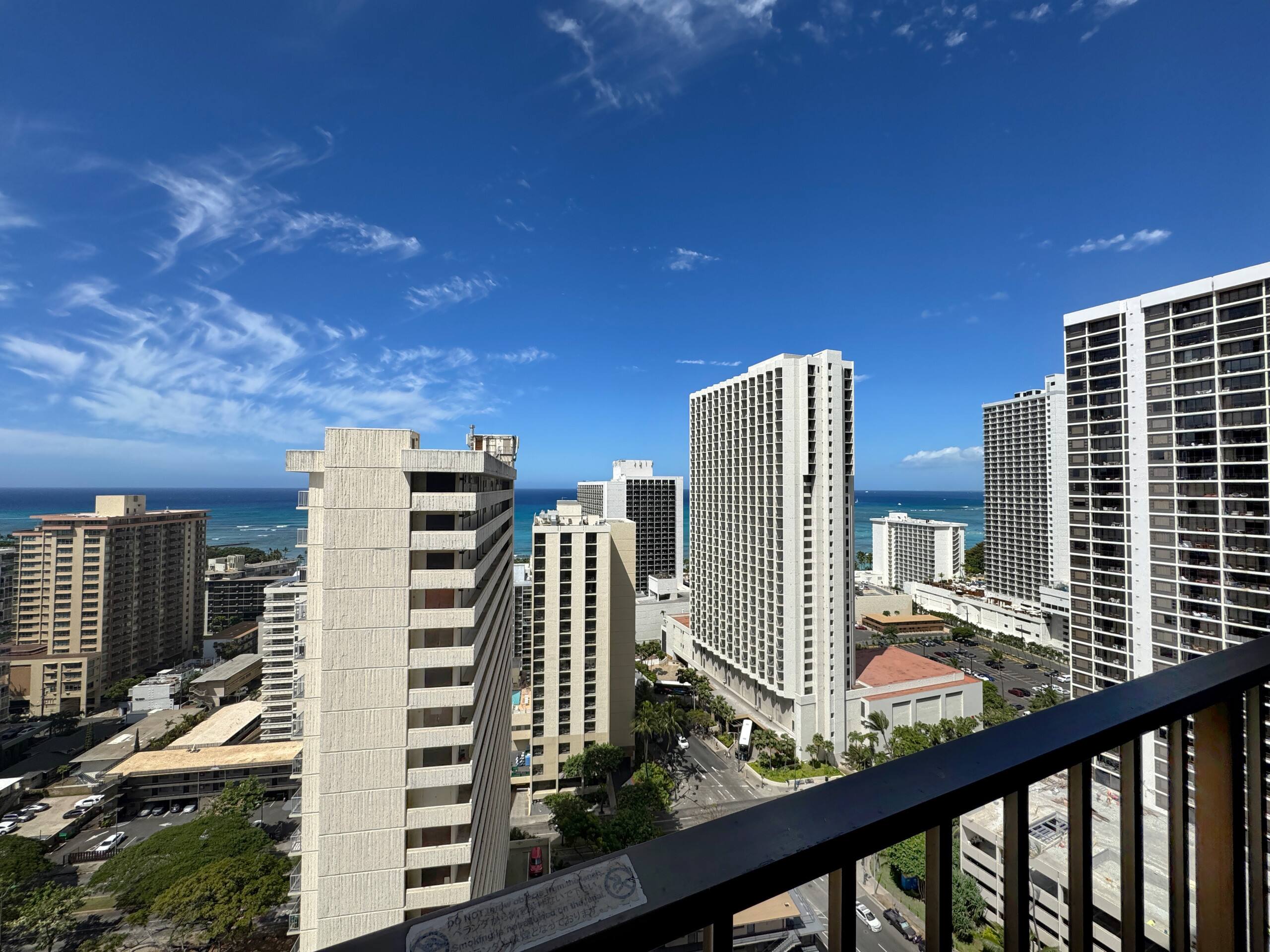 Ocean View Stay in Waikiki w/ Parking + Near Beach - Image 22