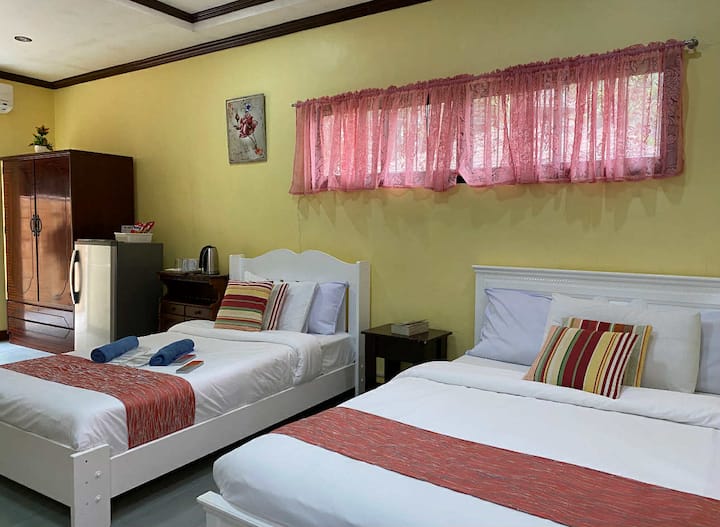 Cozy Stay With Pool - Valencia