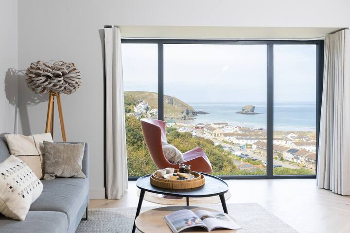 Beautiful Coastal Home With Hot Tub & Sea Views - Porthtowan