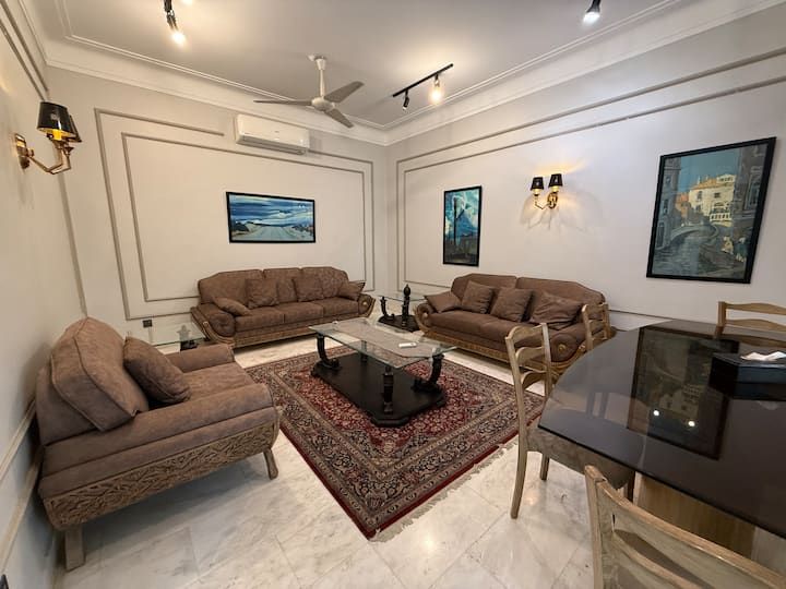 Ghumo - 7br Villa In Bahadurabad Near Aga Khan - Karachi