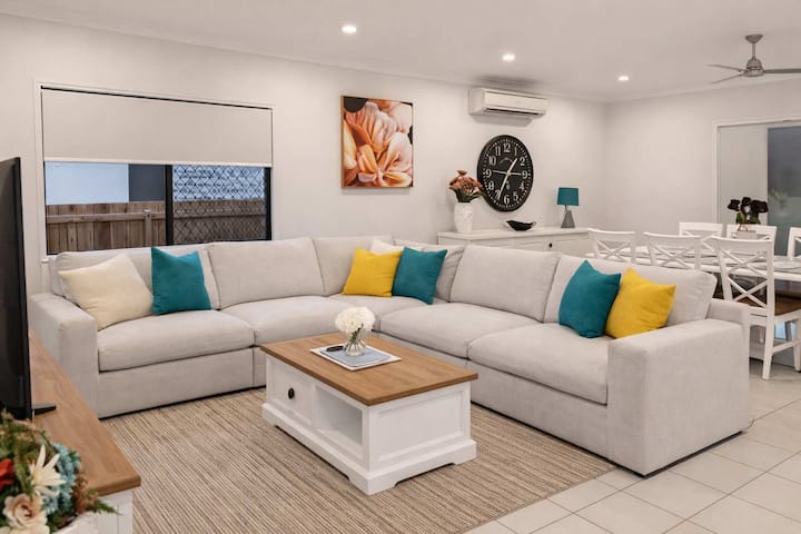 Eastlake Living Pet-friendly 4br Home With Bbq - Townsville
