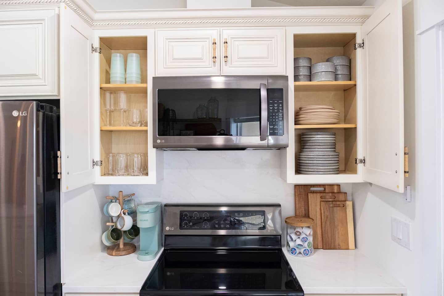 Fully equipped kitchen, Luxury Beach Haven, Palm Coast, Florida