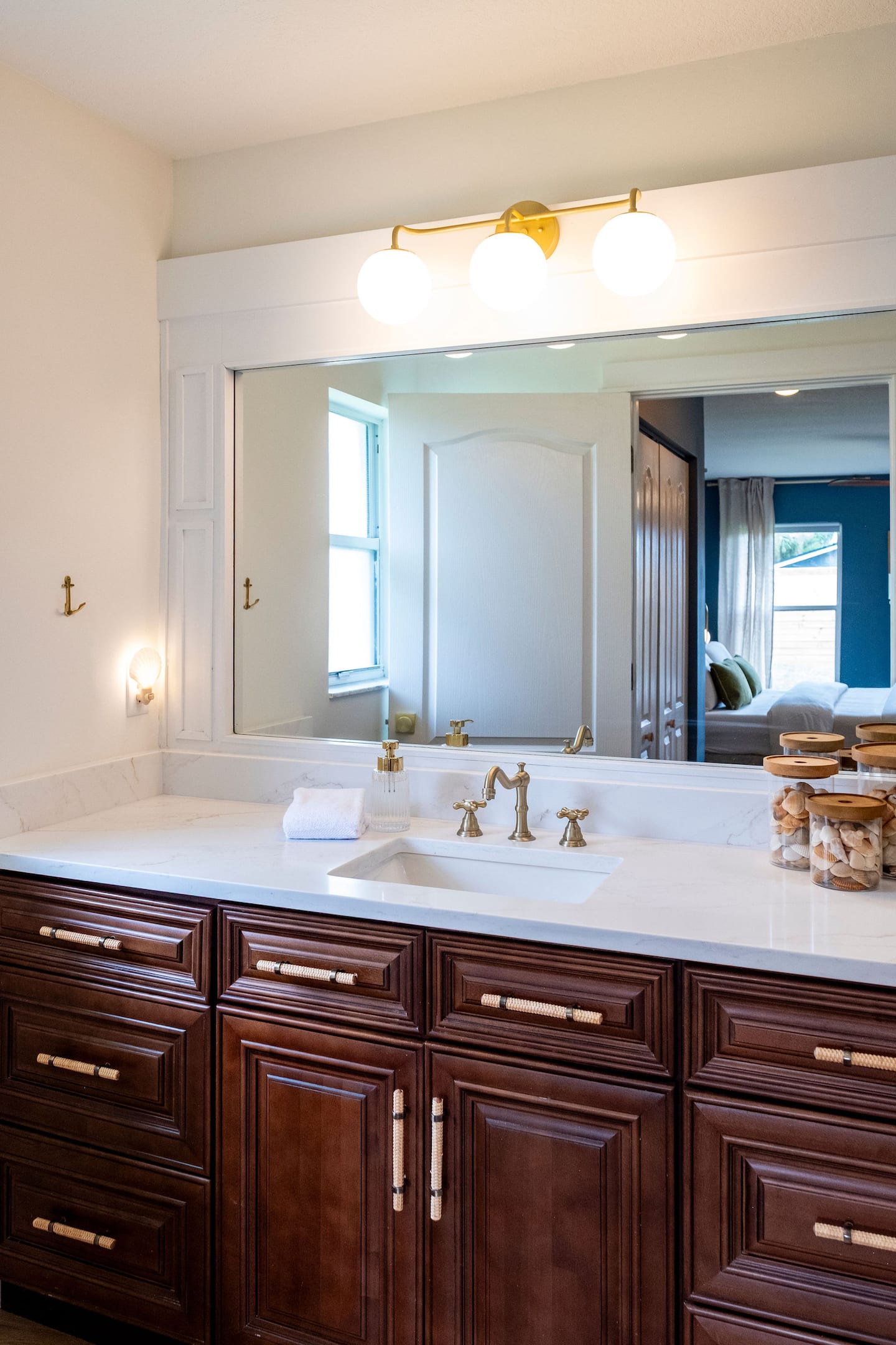 Full bathroom 1, Luxury Beach Haven, Palm Coast, Florida