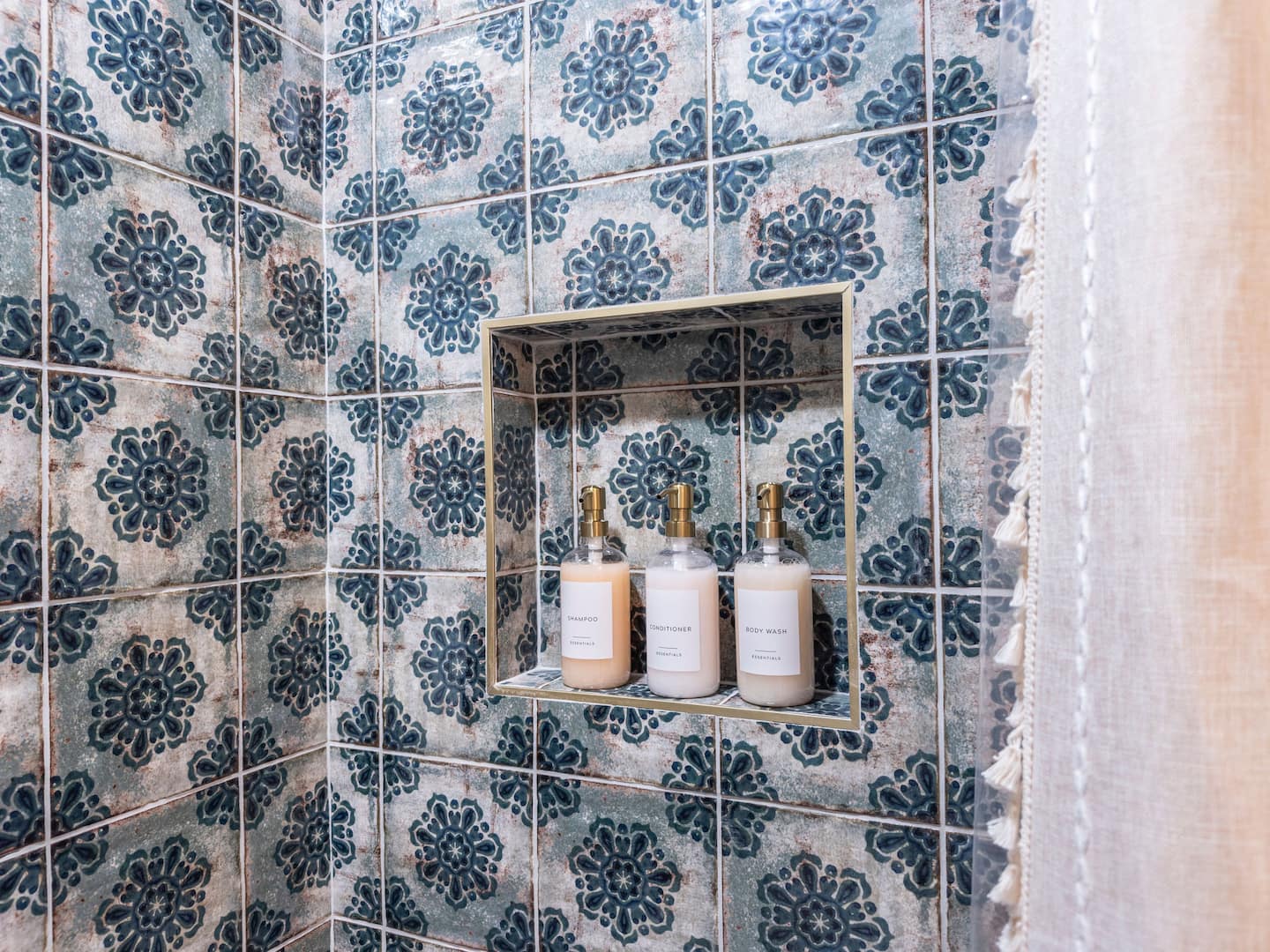 Full bathroom 1, Luxury Beach Haven, Palm Coast, Florida