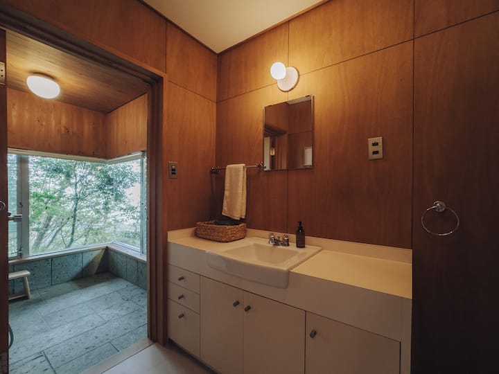 フルバスルーム