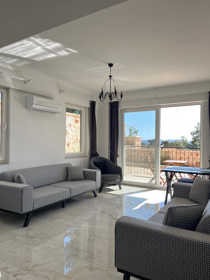 Kaş Ay Işığı Suit Apart- Bahçe 2 Yatak Odalı - Kaş