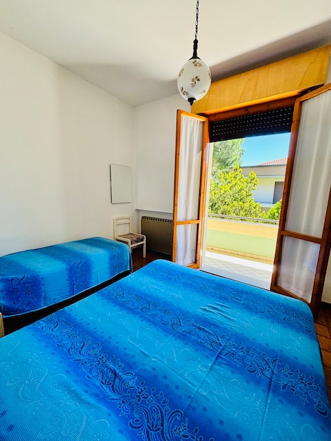 Camera da letto dell'appartamento Pineta 8 a Pinarella