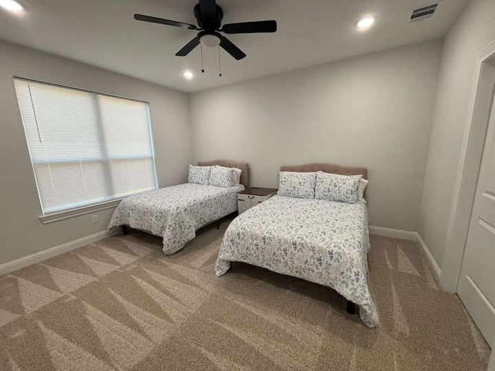 ห้องนอนใหญ่