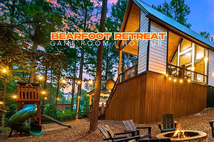 Hot Tub In The Pines | 2 King Suites | Sleeps 8 - Broken Bow