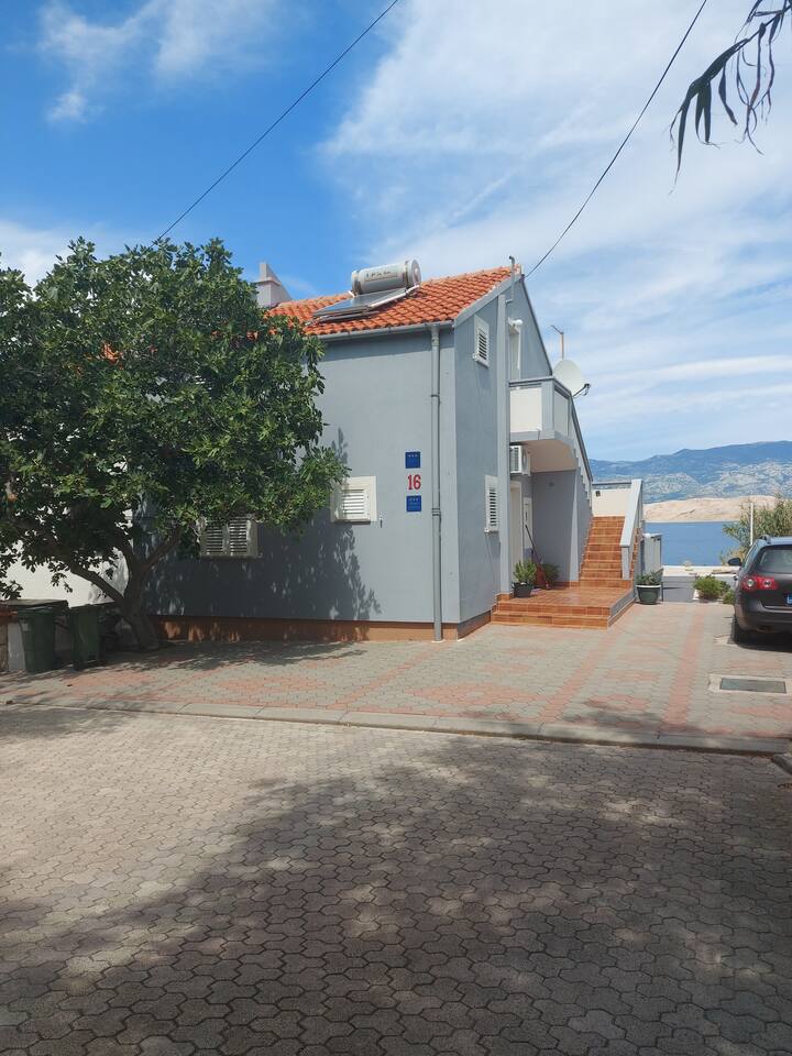 Apartman Studio Vesna - Karlobag