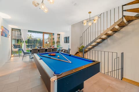 Penthouse 23D: Lake – Massage – Billiard – BBQ