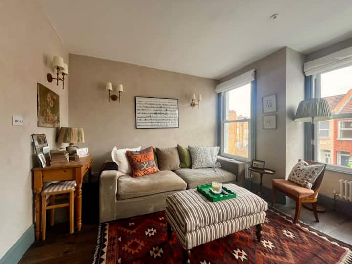 Flat In Colliers Wood - Croydon