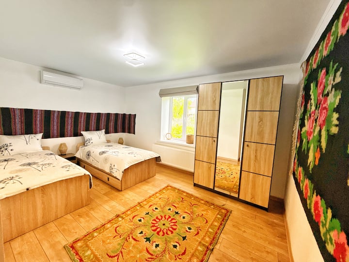 Schlafzimmer 2